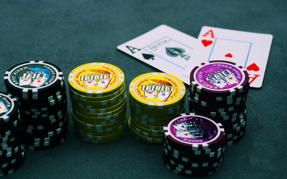 casinoreviews کھلاڑیوں کے لیے لائیو کیسینو سیکشن
